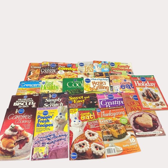 Pillsbury Recipe Booklet Lots of 21 (1976-2012) Grilling, Baking & Casseroles - Picture 1 of 10